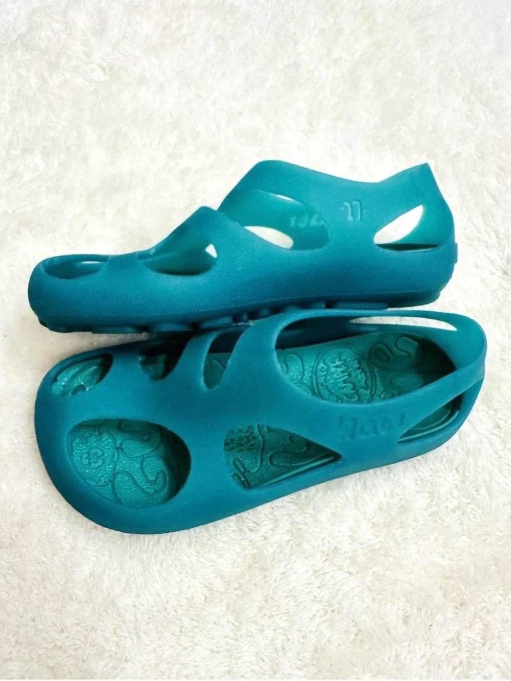 CAMPER GIRL Water Shoes Very Cute Sandal Size 10 Excellent Condition